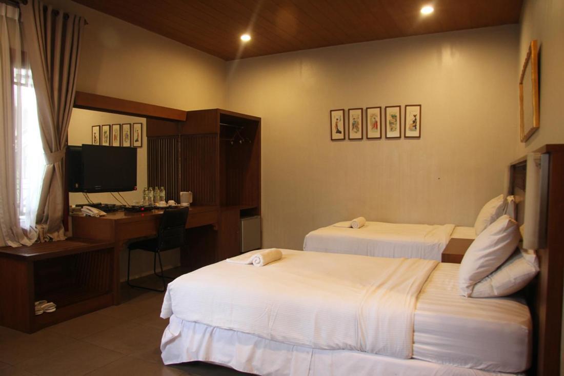 Rumah Stroberi Organic Farm & Family Lodge Lembang Dış mekan fotoğraf